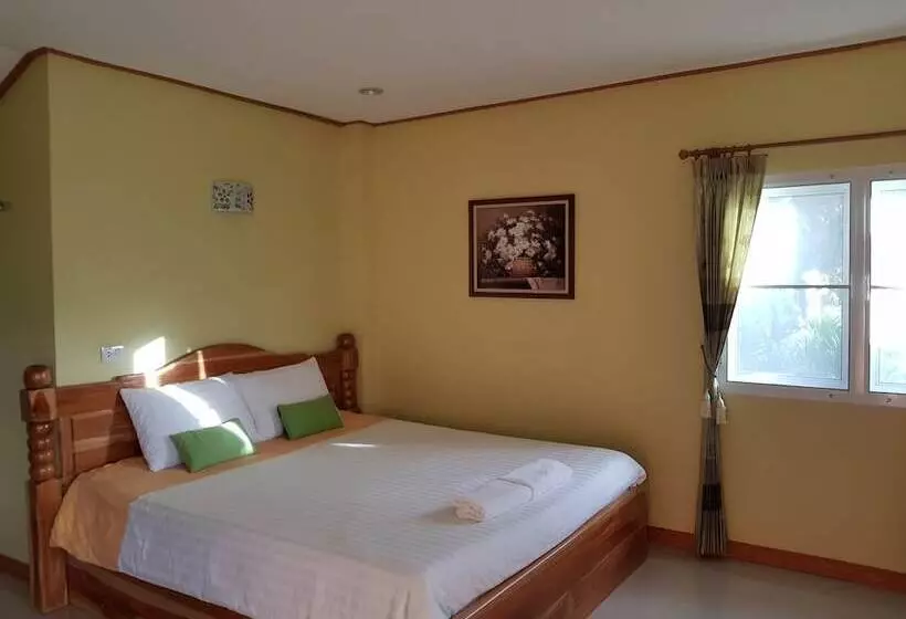 Hotelli Foresta Hill Resort