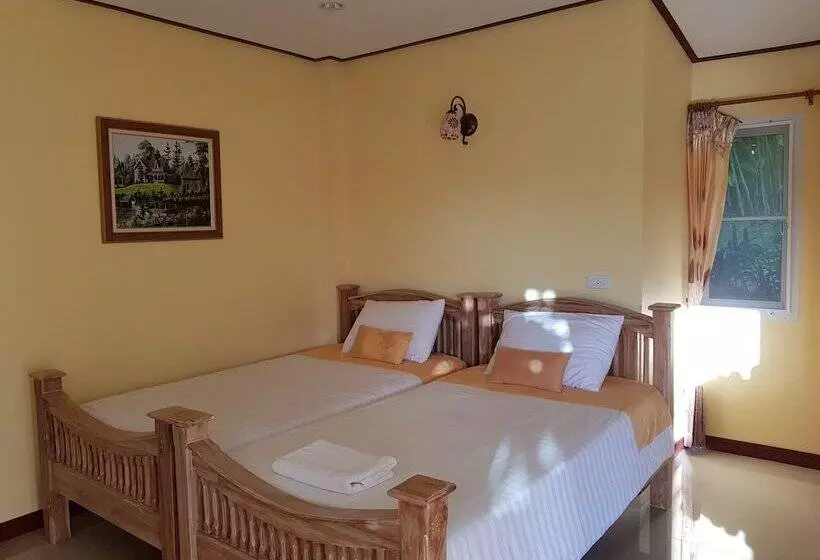 Hotelli Foresta Hill Resort