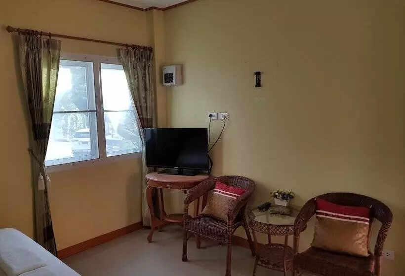 Hotelli Foresta Hill Resort