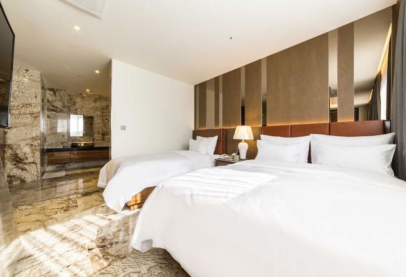 Hotel Guri Galmae Indi Present