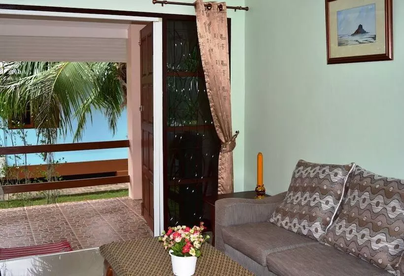 Hotelli Kate House Bangsaphan