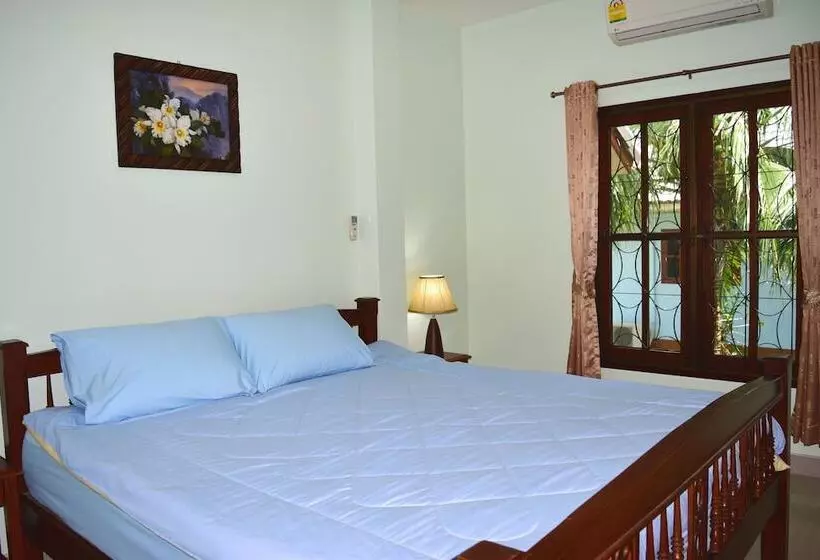 Hotelli Kate House Bangsaphan