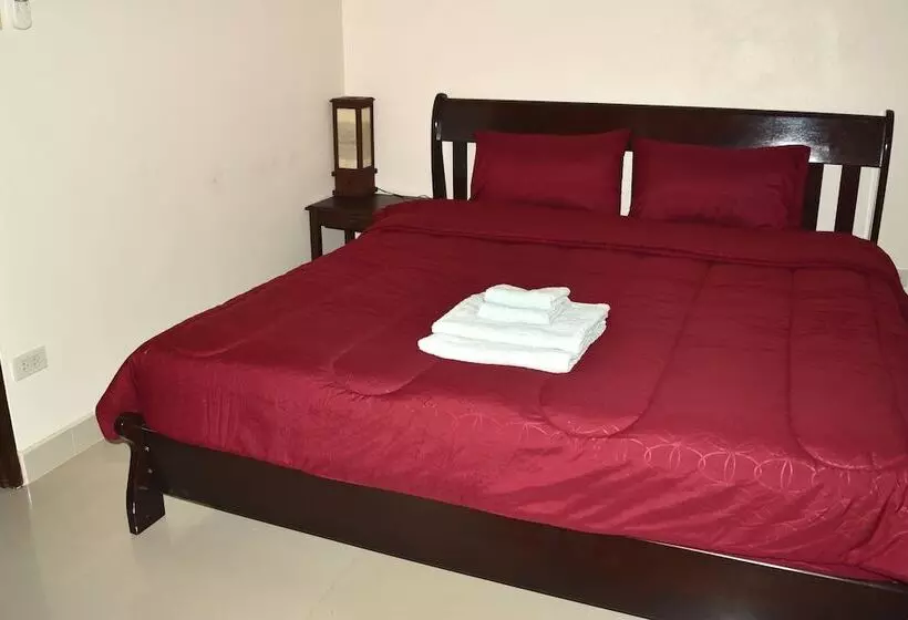 Hotelli Kate House Bangsaphan