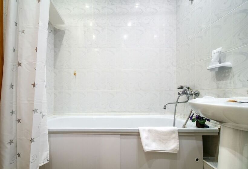 ホテル Kvartalapartments. Karla Marksa 56