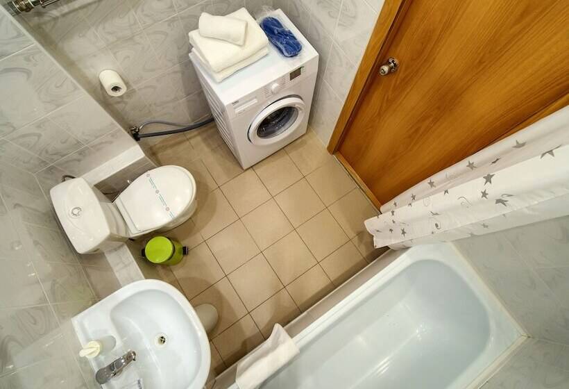 ホテル Kvartalapartments. Karla Marksa 56