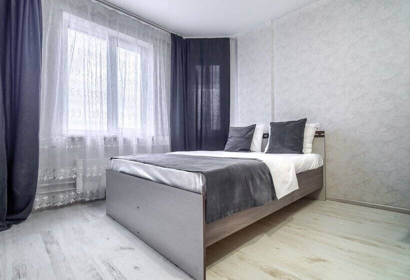 ホテル Kvartalapartments. Karla Marksa 56