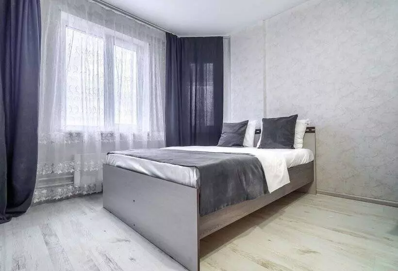 هتل Kvartalapartments. Karla Marksa 56