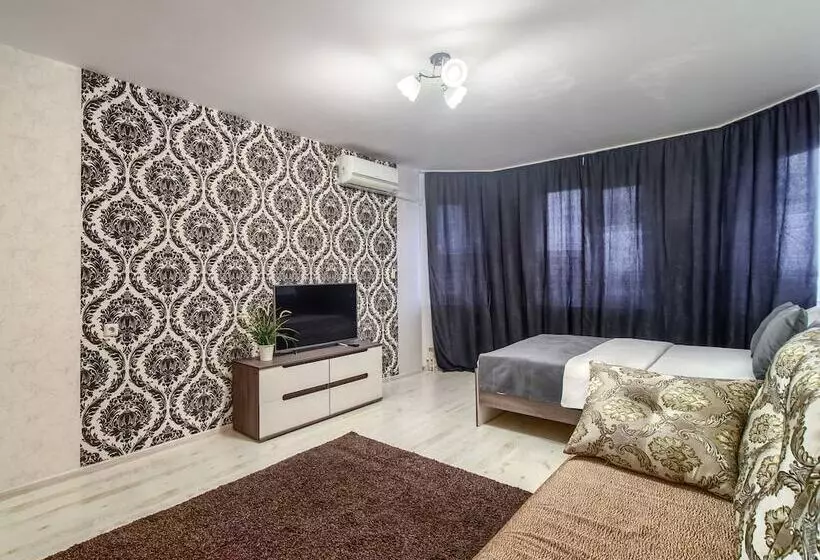 هتل Kvartalapartments. Karla Marksa 56