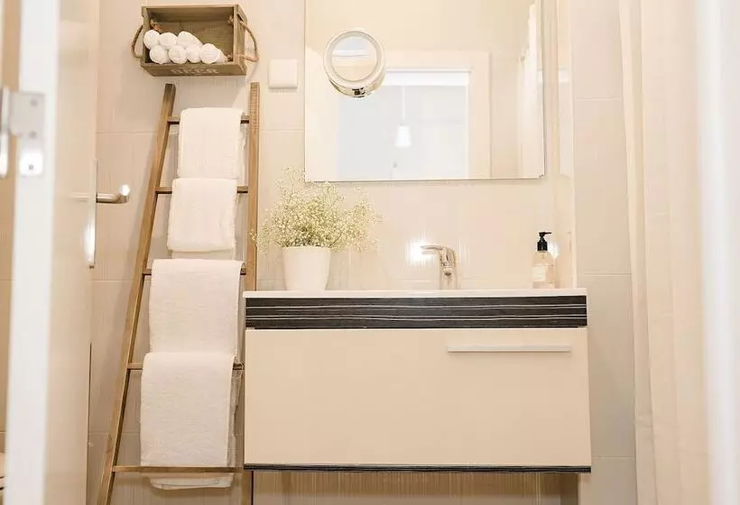 Hotelli Lisbonbcstays By Lch