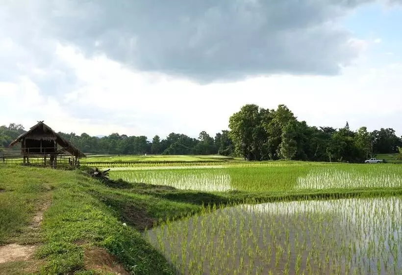 Hotelli Oopkaew Resort