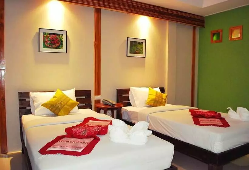 Hotelli Oopkaew Resort