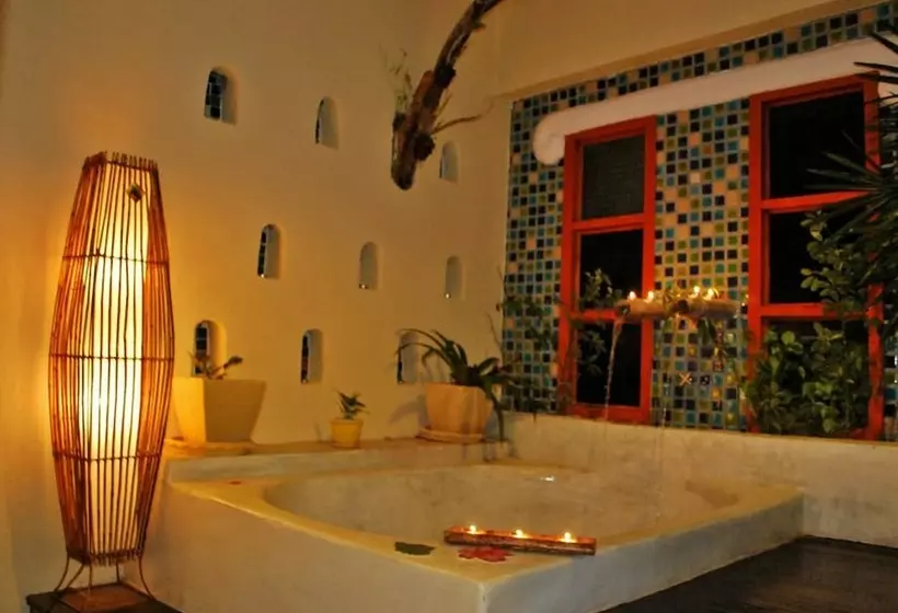 Hotelli Oopkaew Resort