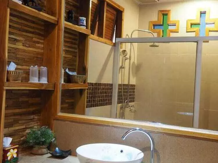 Hotelli Oopkaew Resort