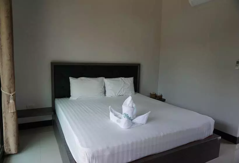 Hotelli Phumipat Resort Thungsong