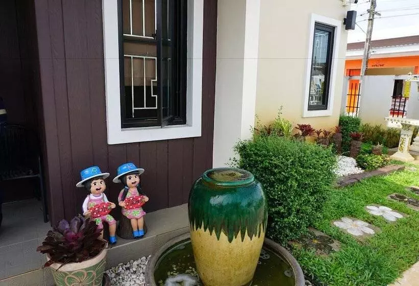 Hotelli Phumipat Resort Thungsong