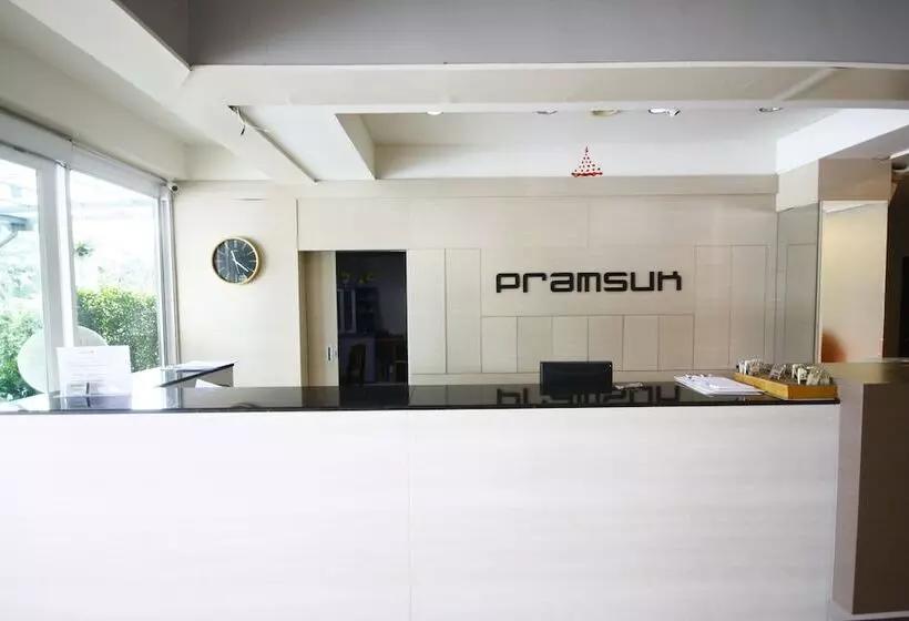 ホテル Pramsuk