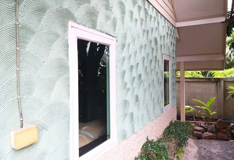 Hotelli Praw Fan Resort