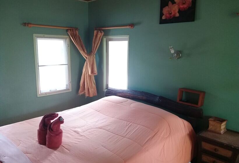 Hotelli Praw Fan Resort