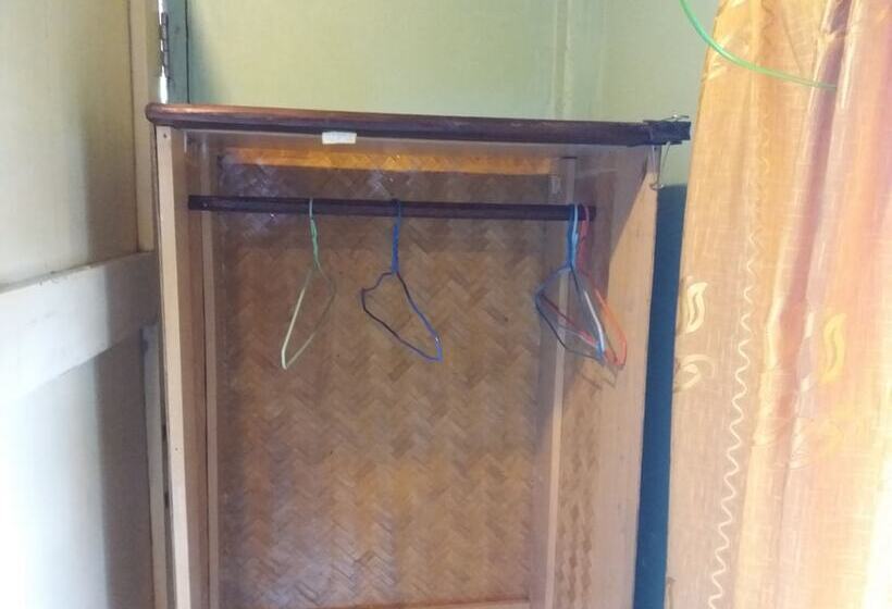 Hotelli Praw Fan Resort