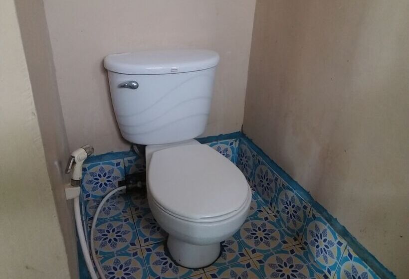 Hotelli Praw Fan Resort