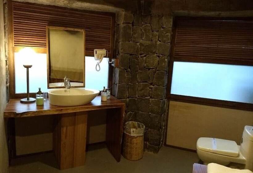 בית מלון כפרי Pugdundee Safaris   Pench Tree Lodge