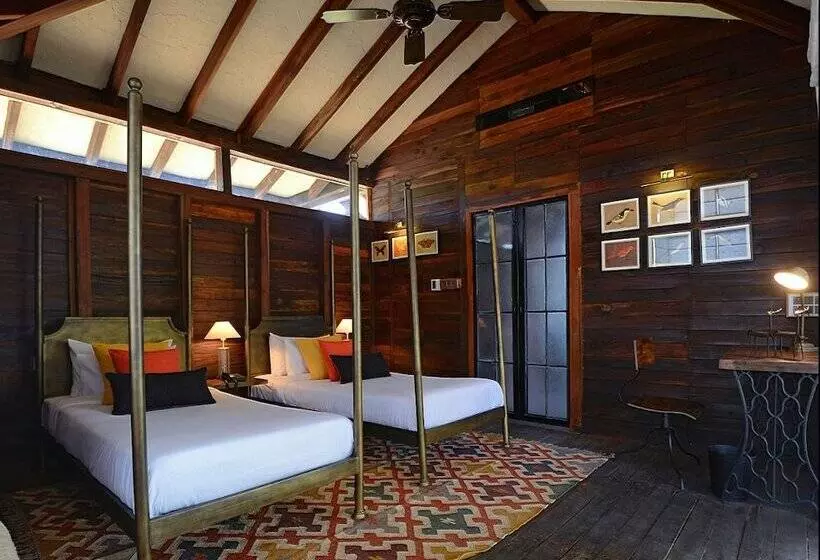 Hotelli Pugdundee Safaris   Pench Tree Lodge