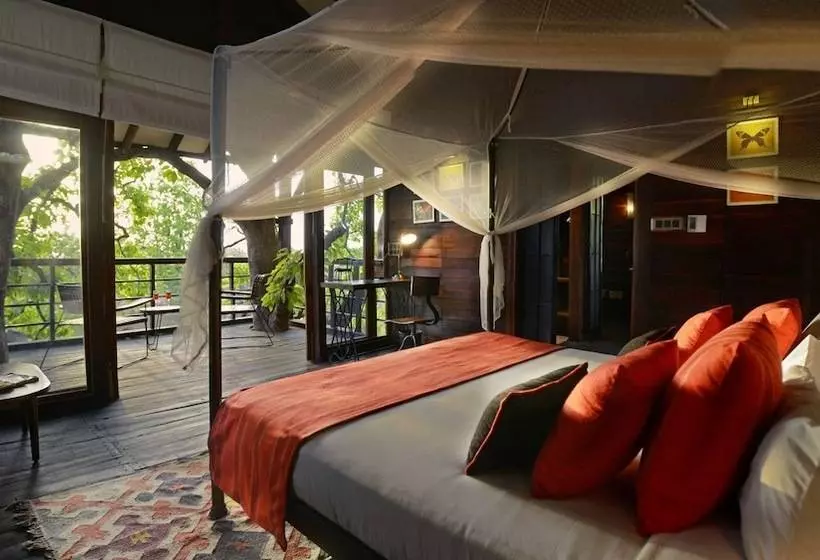 Hotelli Pugdundee Safaris   Pench Tree Lodge