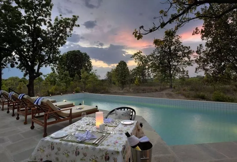 Hotelli Pugdundee Safaris   Pench Tree Lodge