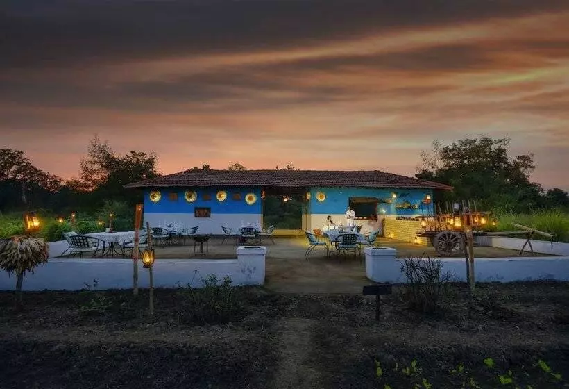 Hotelli Pugdundee Safaris   Pench Tree Lodge