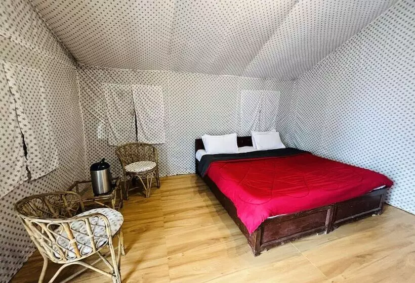 هتل Room On The Roof By Himalayan Eco Lodges