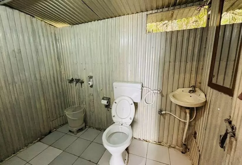 هتل Room On The Roof By Himalayan Eco Lodges