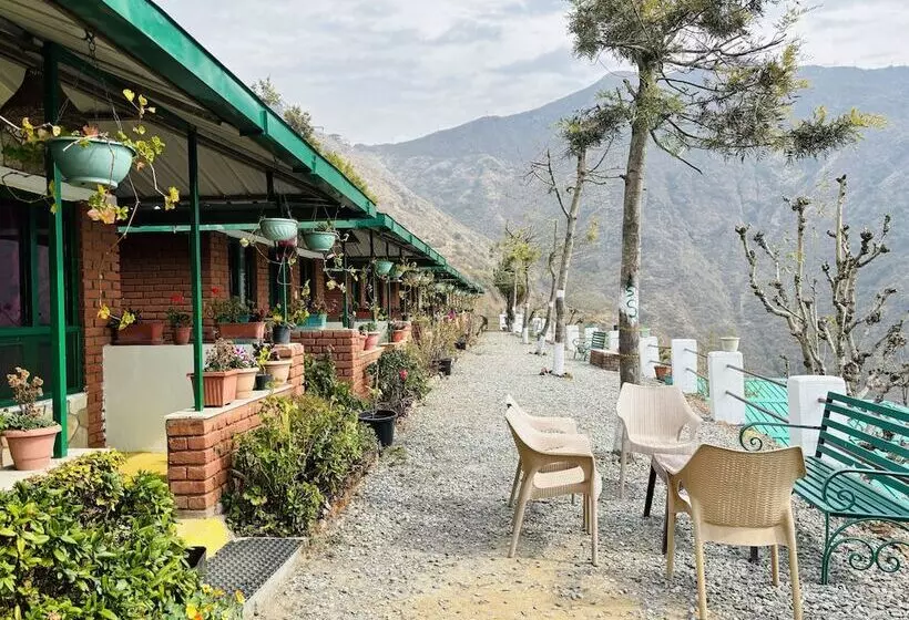 هتل Room On The Roof By Himalayan Eco Lodges