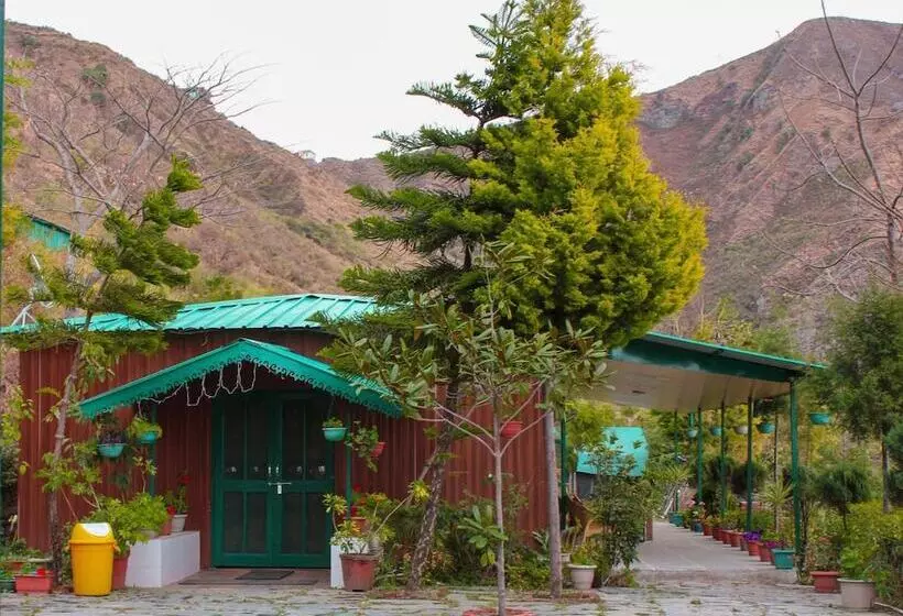 هتل Room On The Roof By Himalayan Eco Lodges