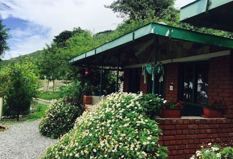 Отель Room On The Roof By Himalayan Eco Lodges