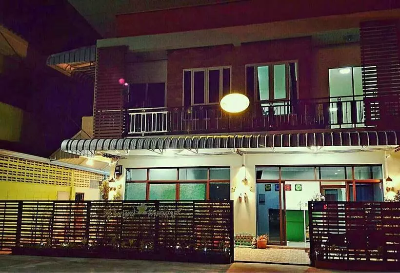 Hotelli Sukkasem Guesthouse Thungsong