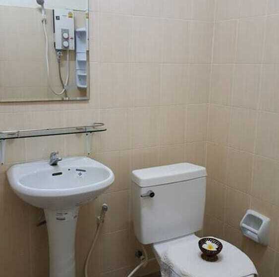 فندق Sukkasem Guesthouse Thungsong