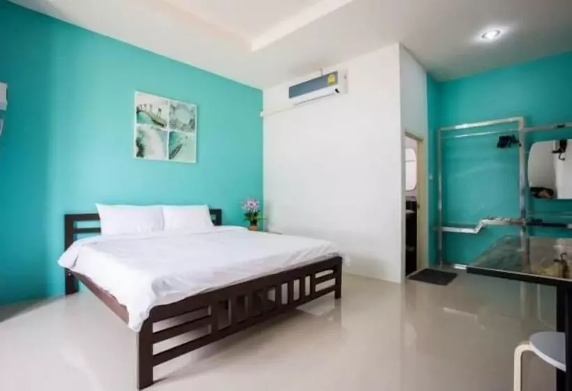 Hotelli The Resort Kabinburi