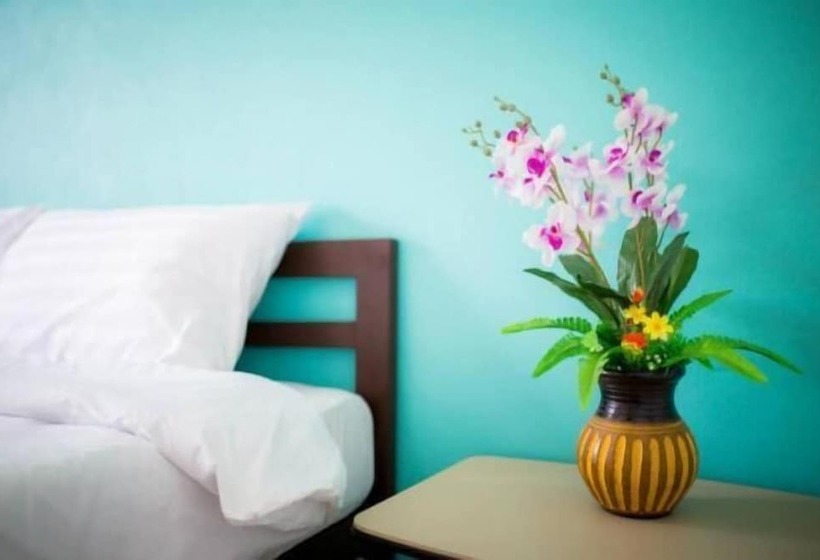 酒店 The Resort Kabinburi