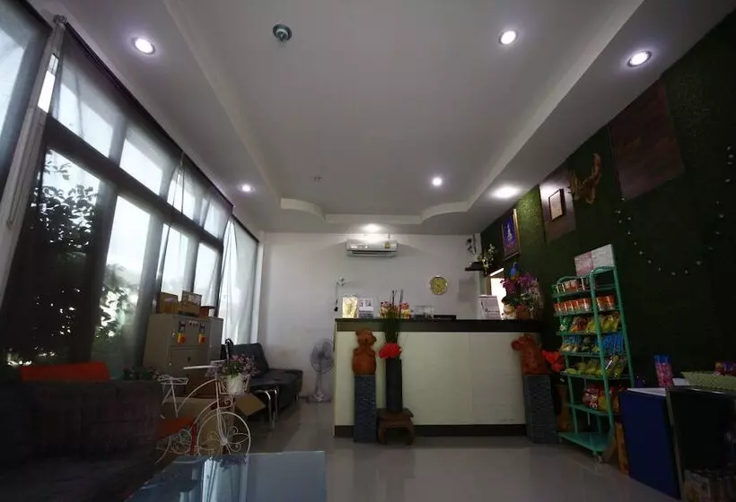 Hotelli The Resort Kabinburi