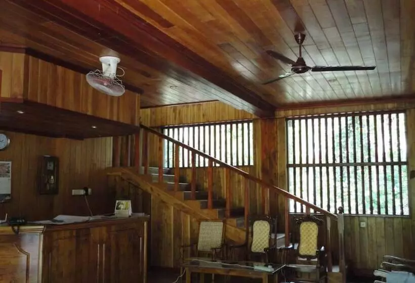 هتل Tikiri Villa Eco Resort