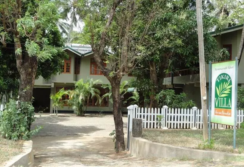 هتل Tikiri Villa Eco Resort