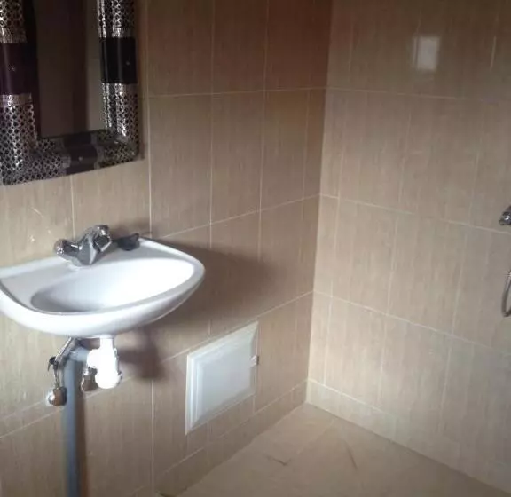 Majatalo Kasbah Ounila