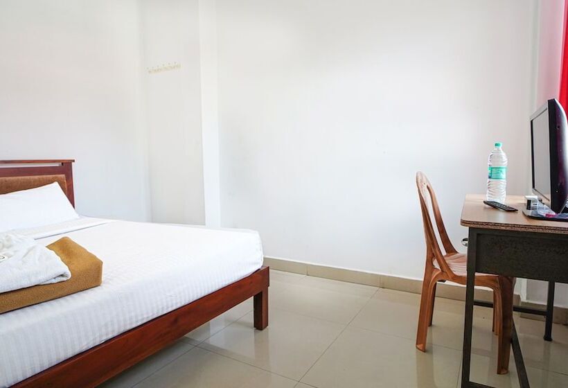 Pension (Hôtel basse catégorie) Kay Kay Residency