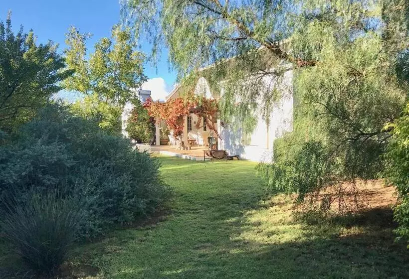 Majatalo The Grand Marigold