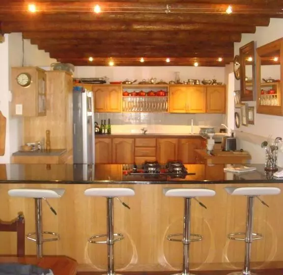 Majatalo The Grand Marigold