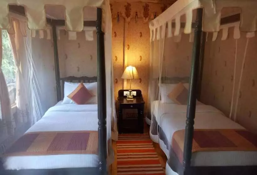 Lomakeskus Govardhan Eco Village