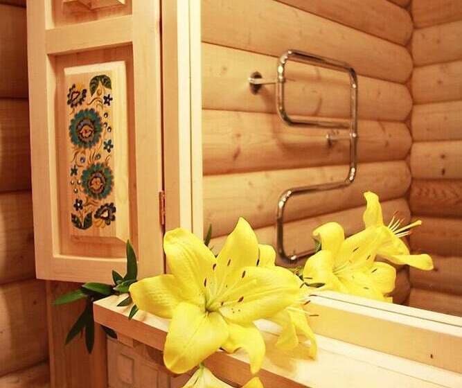 Shishki Na Lampushke   Russkaya Derevnya