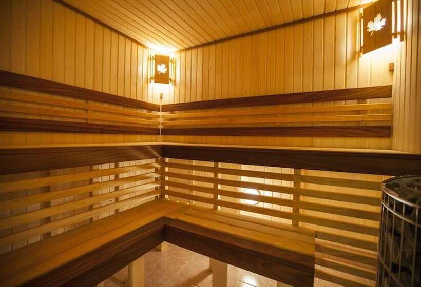 Shishki Na Lampushke   Russkaya Derevnya