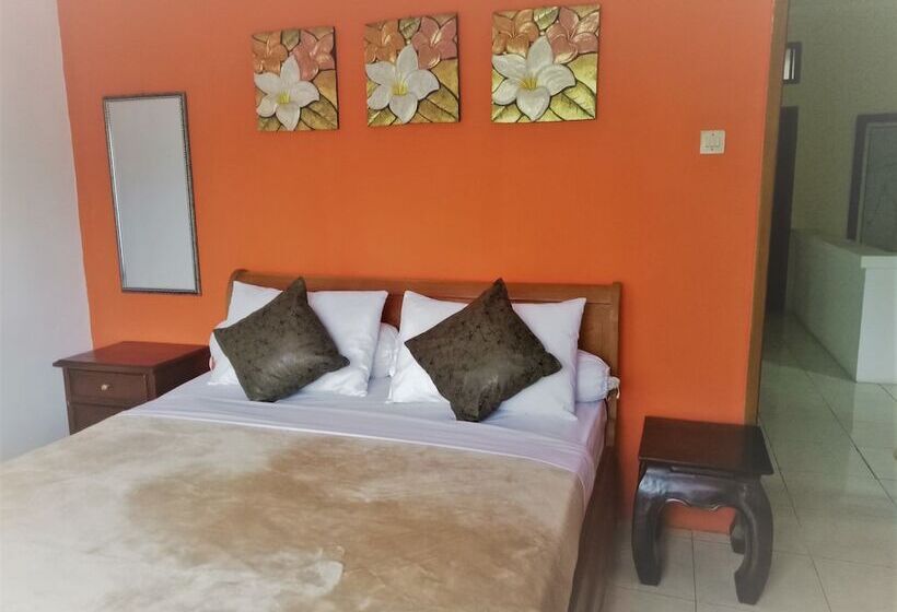 Bed and Breakfast Kembang Guest House