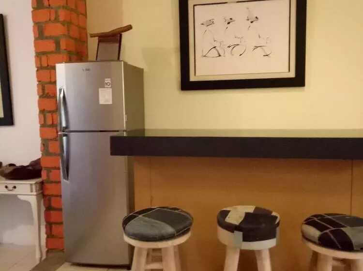 ベッドアンドブレックファースト Kembang Guest House